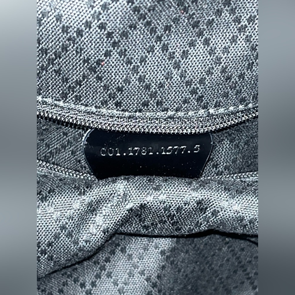 Gucci Bamboo Nylon/ Patented Leather Shoulder Bag - Picture 8 of 15